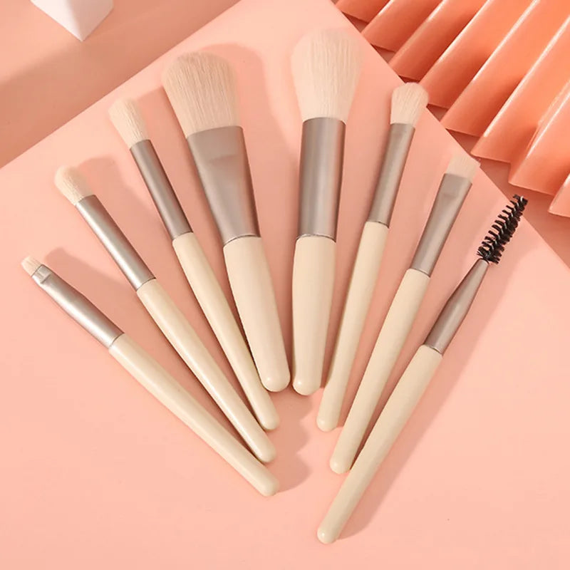 8Pcs Eyeshadow Portable Makeup Brushes Set Soft Fluffy Brushes Blush Powder Shadow Foundation Blending Concealer Make Up Tool